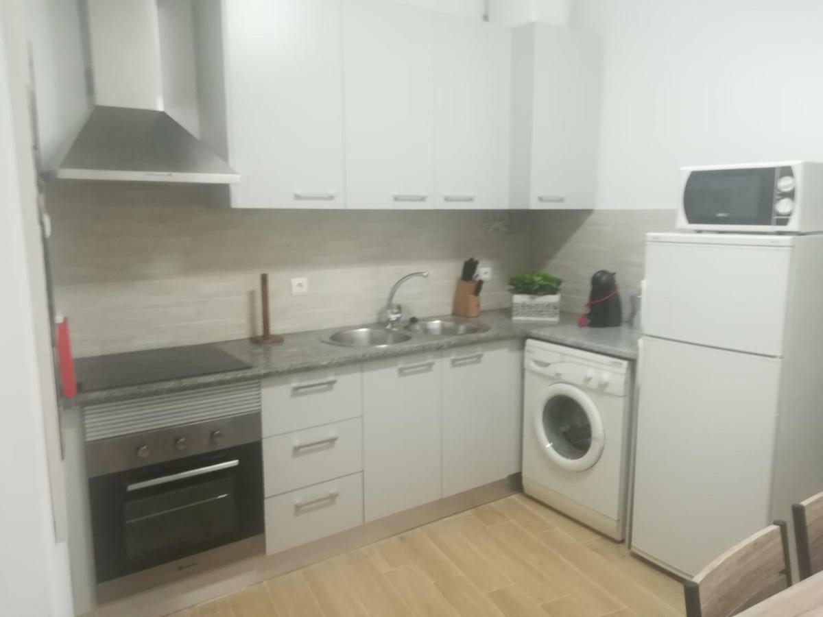 Isaura Henriques Apartment เปนิช ภายนอก รูปภาพ