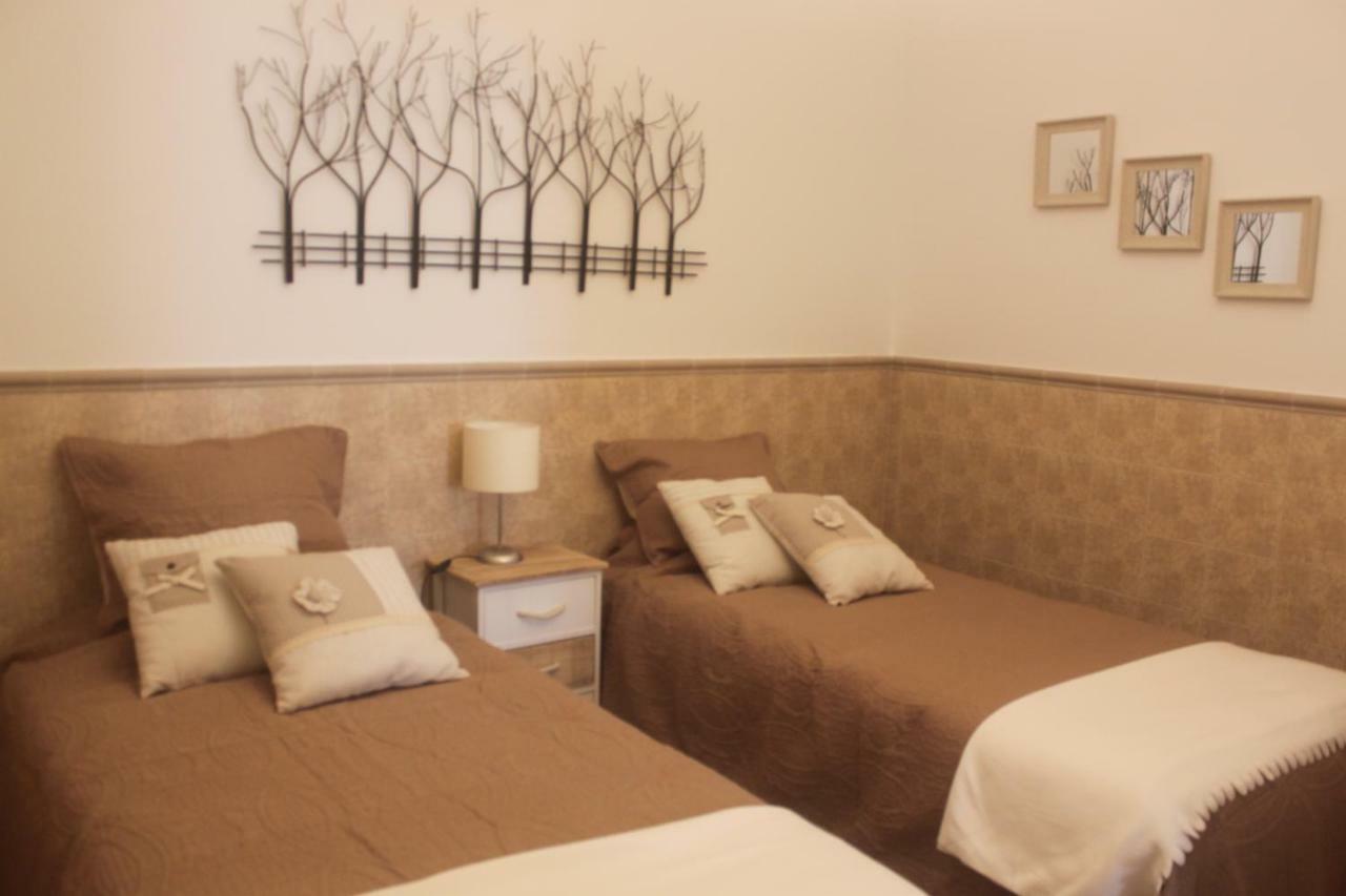 Isaura Henriques Apartment เปนิช ภายนอก รูปภาพ