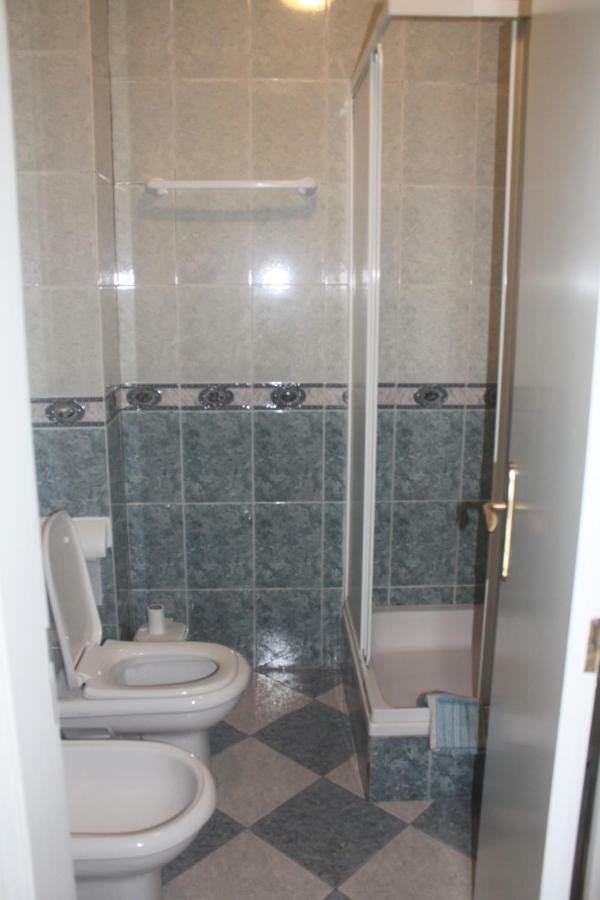 Isaura Henriques Apartment เปนิช ภายนอก รูปภาพ