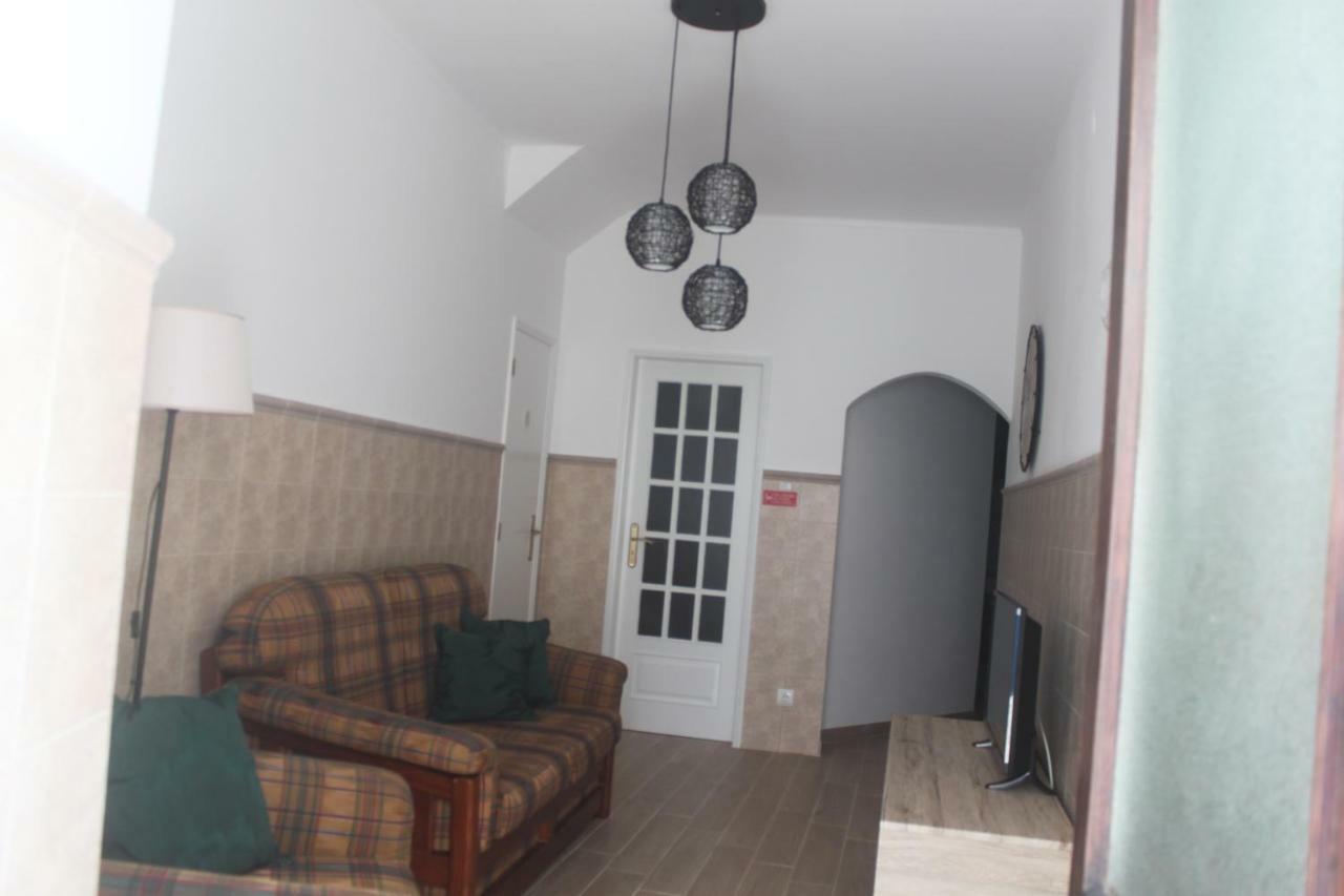 Isaura Henriques Apartment เปนิช ภายนอก รูปภาพ