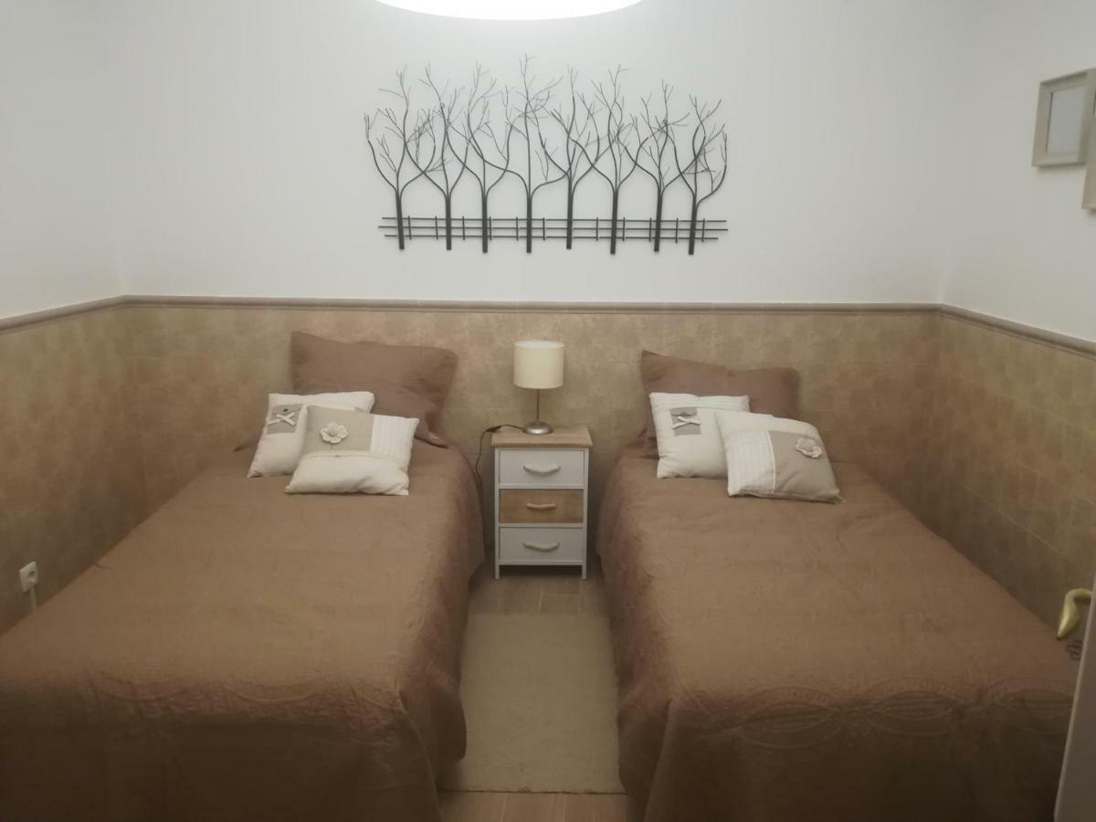 Isaura Henriques Apartment เปนิช ภายนอก รูปภาพ